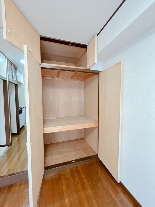 物件内観写真11　(収納)