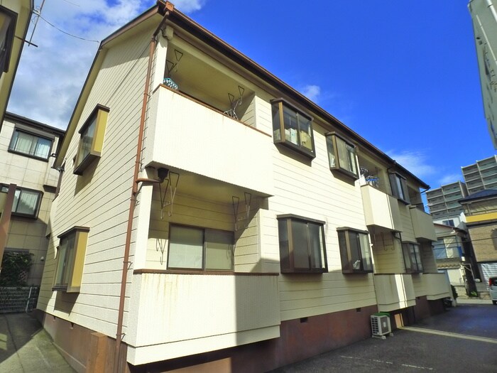 第一飯田コ－ポの物件外観写真