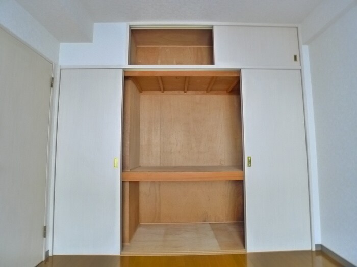 物件内観写真10　(収納)