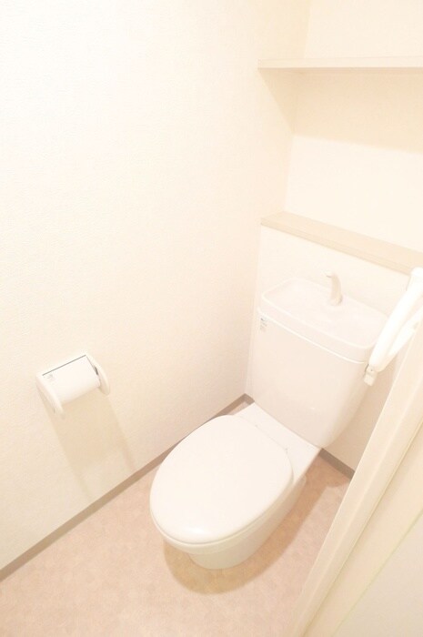 物件内観写真15　(トイレ)