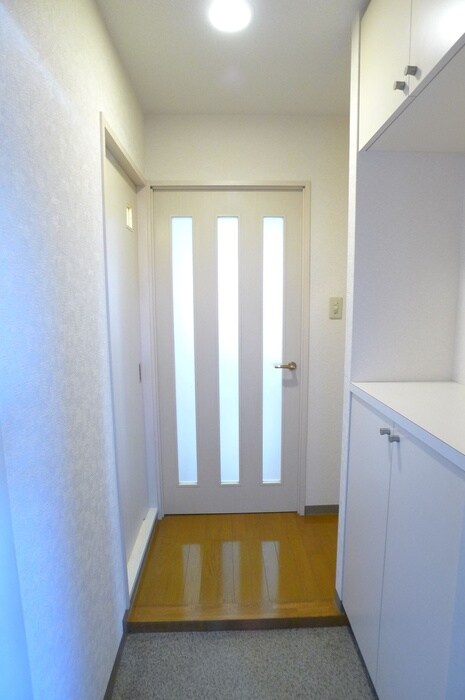 物件内観写真16　(廊下)