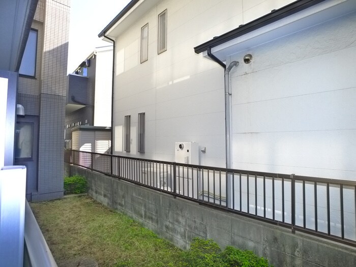 物件内観写真22　(室内からの展望)