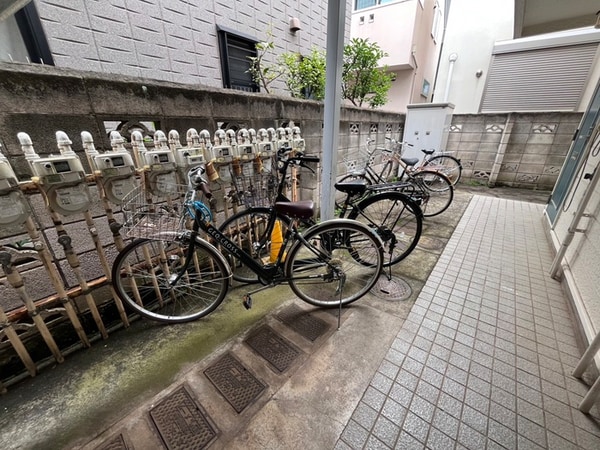 駐輪場