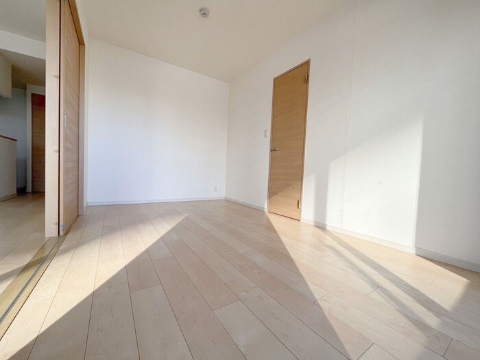 物件内観写真9　(居室)