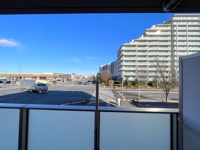 物件内観写真22　(室内からの展望)