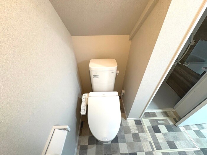 物件内観写真16　(トイレ)