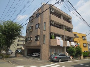 ラヴィエ稲城外観写真