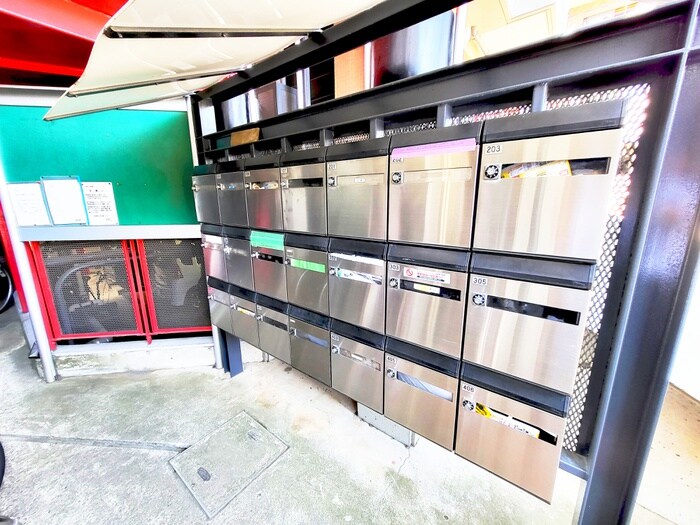 物件外観写真4　(建物設備)