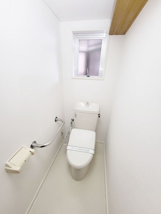 物件内観写真14　(トイレ)