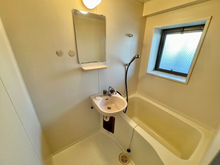 物件内観写真12　(バス／シャワールーム等)