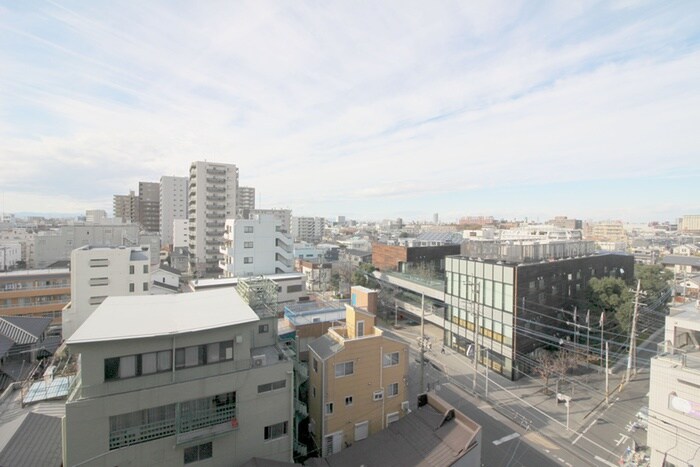 物件内観写真18　(室内からの展望)