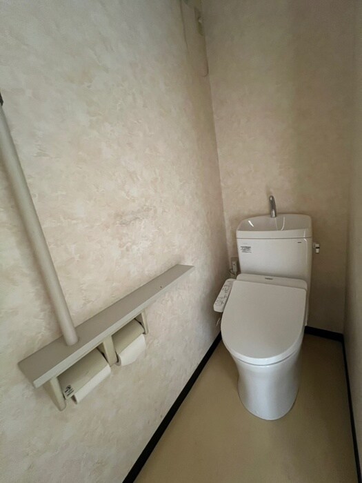 物件内観写真13　(トイレ)