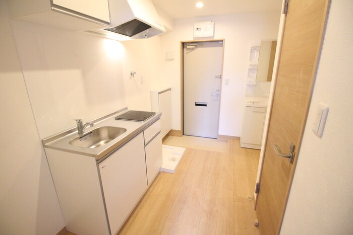 物件内観写真11　(廊下)