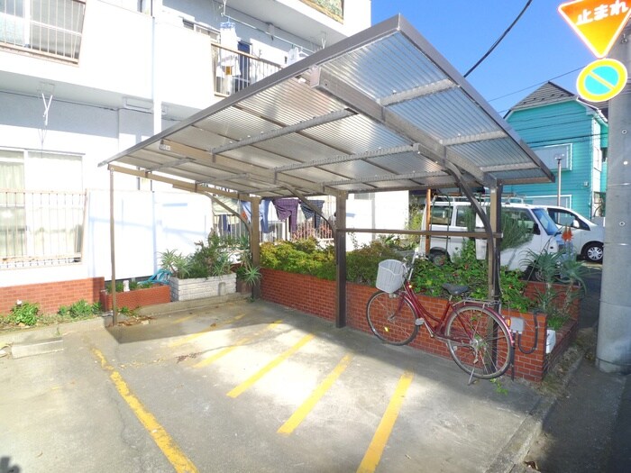 物件外観写真4　(駐輪場)