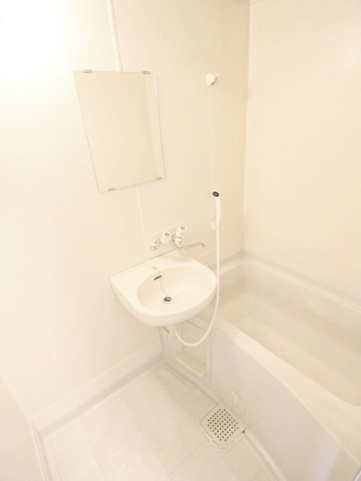 物件内観写真13　(バス／シャワールーム等)