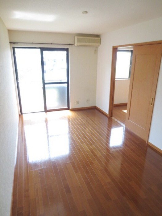 物件内観写真8　(内観写真)