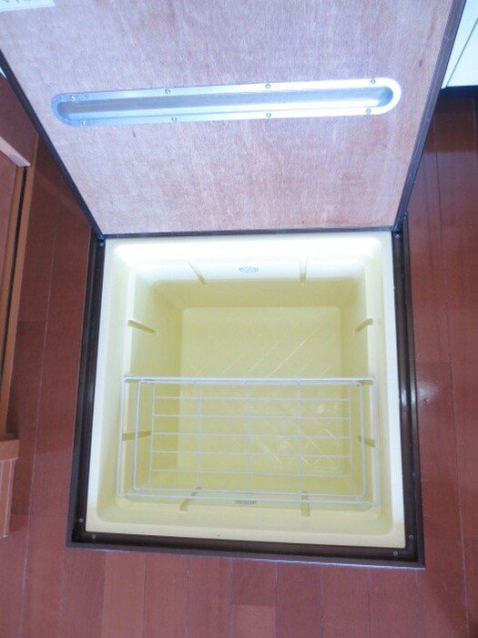 物件内観写真18　(収納)