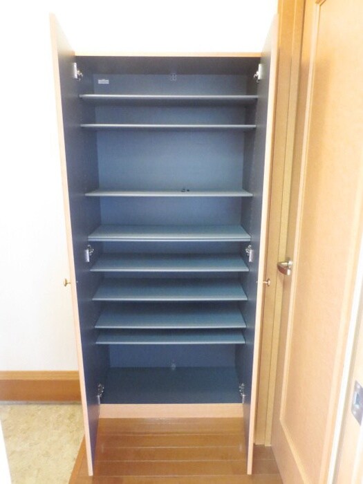 物件内観写真19　(靴箱)