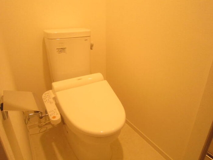 物件内観写真11　(トイレ)