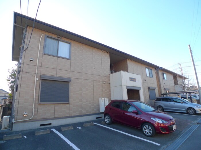 物件外観写真4　(駐車場)