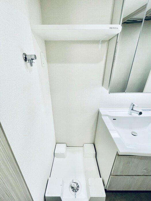 物件内観写真20　(洗濯機置場)