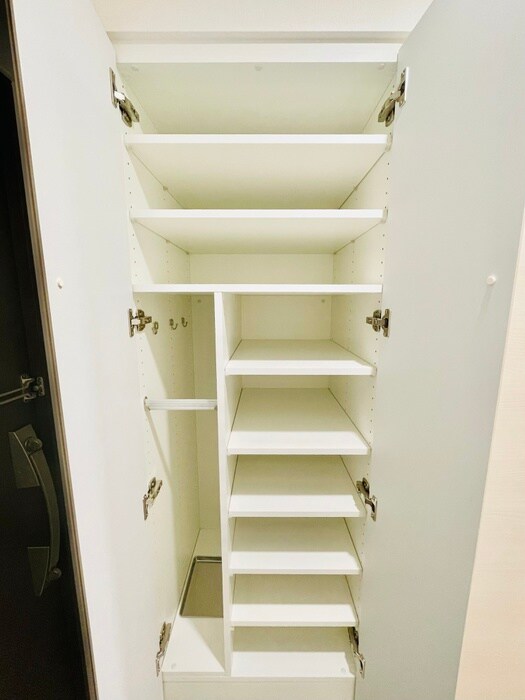 物件内観写真20　(靴箱)