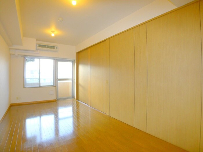 物件内観写真8　(ベランダ・バルコニー)