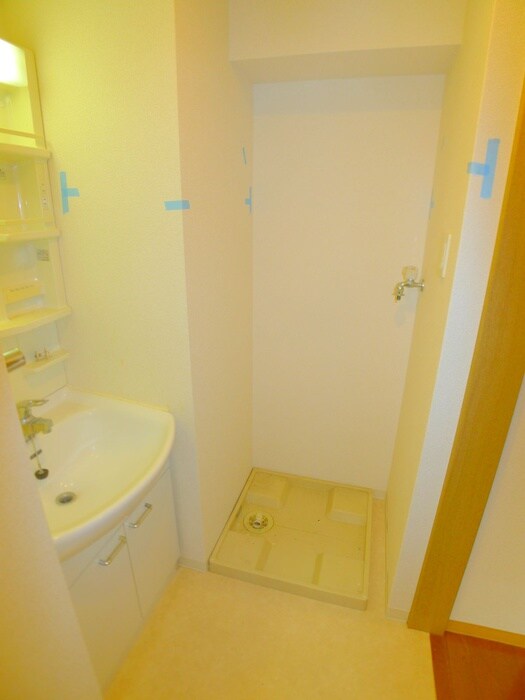 物件内観写真19　(洗濯機置場)