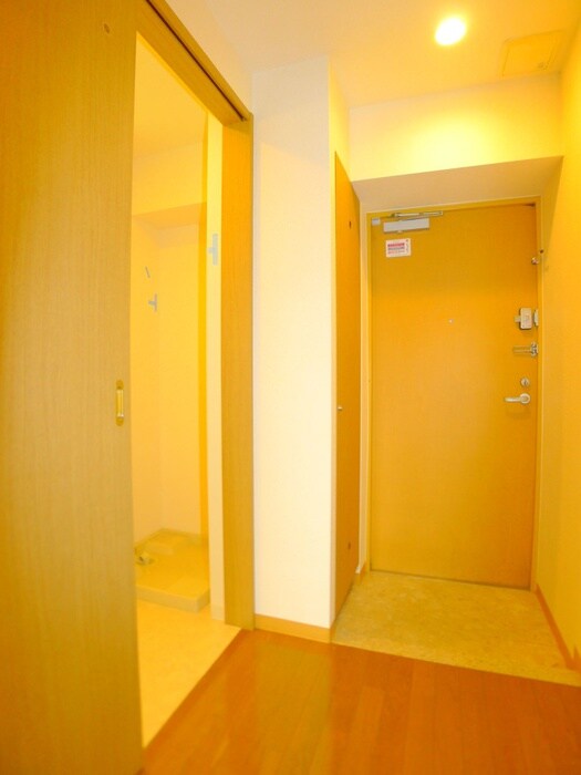 物件内観写真20　(廊下)