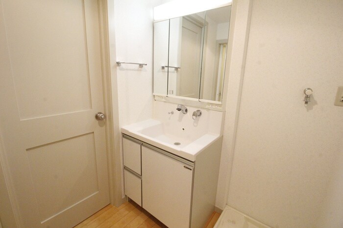 物件内観写真13　(洗面)