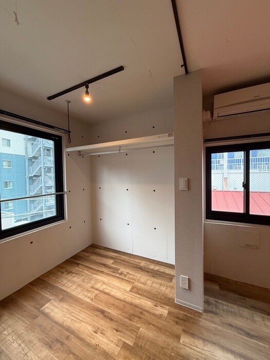 物件内観写真11　(収納)