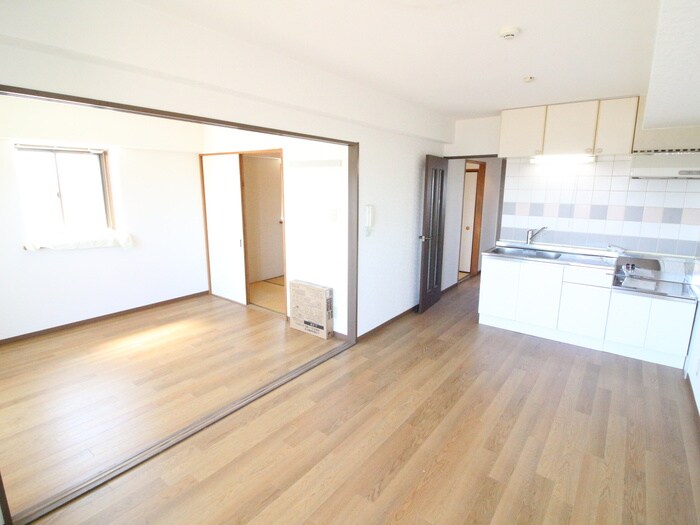 物件内観写真7　(居室)