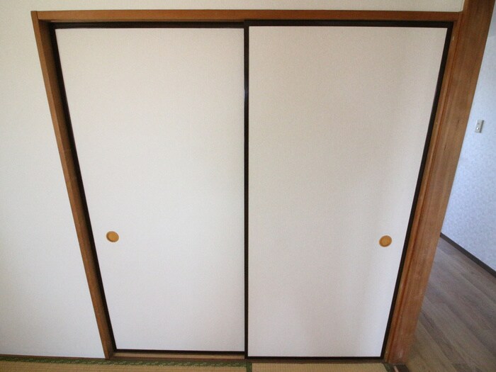 物件内観写真16　(収納)