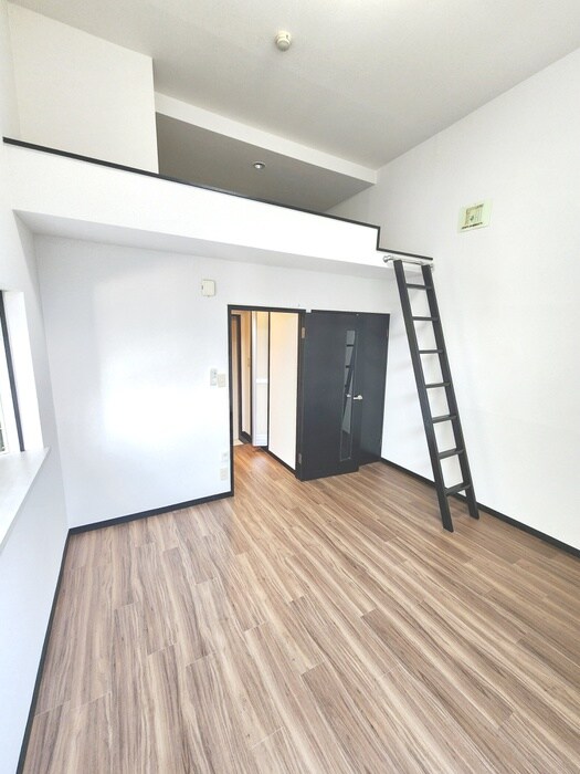 物件内観写真7　(居室)