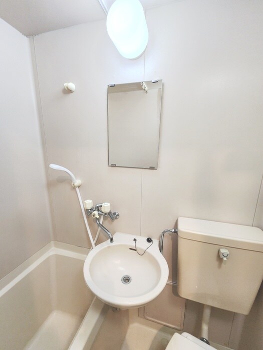 物件内観写真11　(洗面)