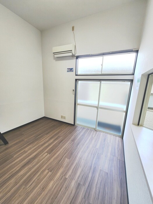 物件内観写真18　(居室)