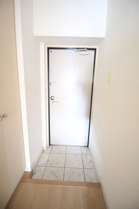 物件内観写真20　(玄関)