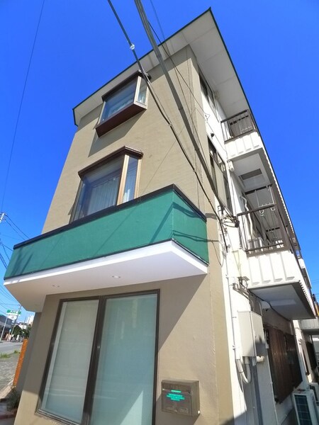 ソルボンヌマンション外観写真