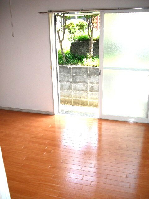 物件内観写真4　(内観写真)