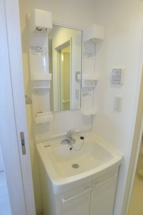 物件内観写真11　(洗面)