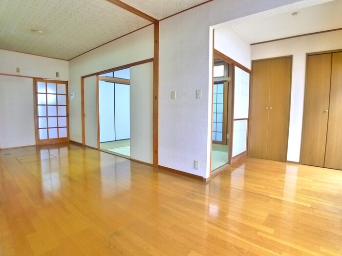 物件内観写真7　(居室)