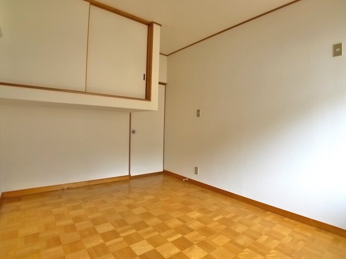 物件内観写真17　(居室)