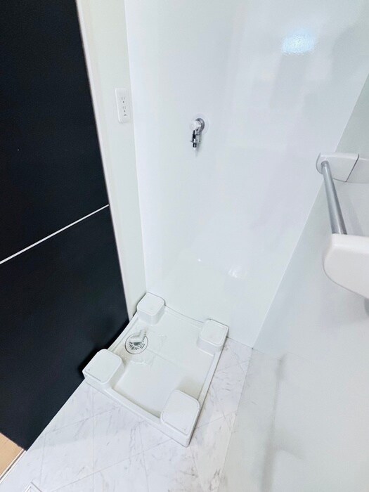 物件内観写真13　(洗濯機置場)