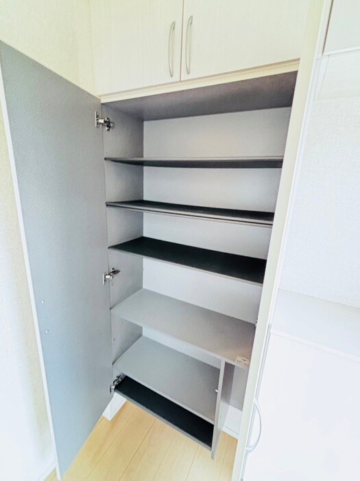 物件内観写真17　(靴箱)