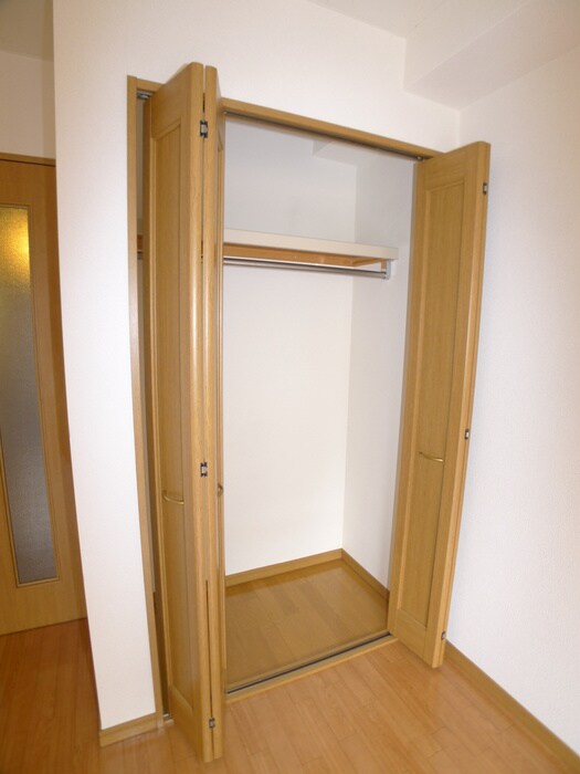 物件内観写真11　(収納)