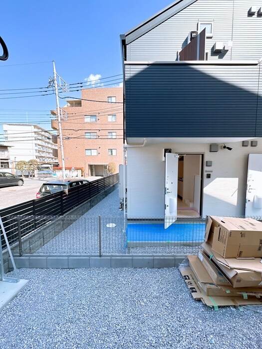 物件内観写真12　(室内からの展望)