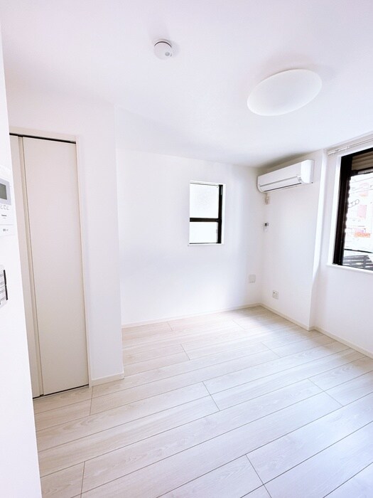 物件内観写真15　(居室)