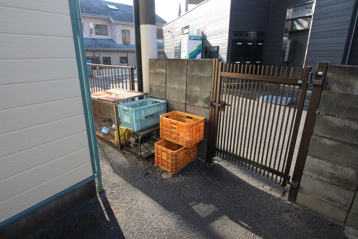 物件外観写真4　(建物設備)