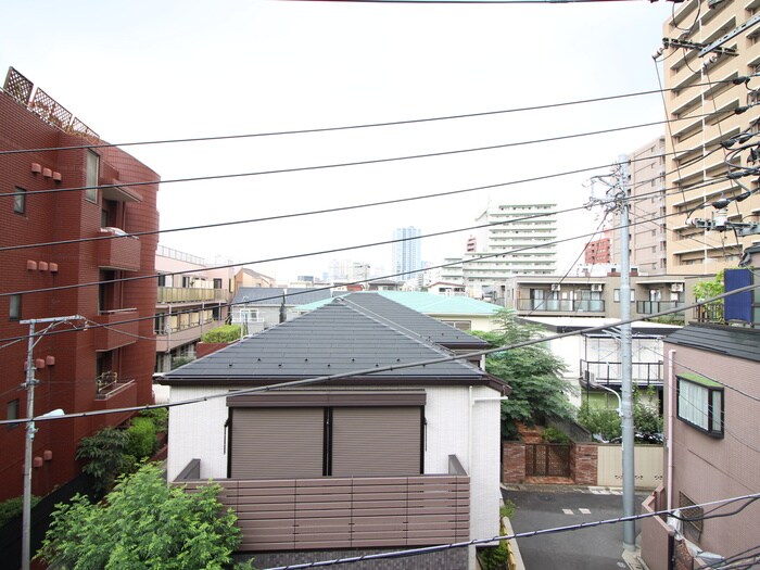 物件内観写真13　(室内からの展望)