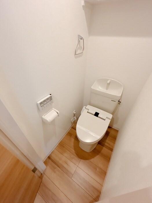 物件内観写真12　(トイレ)